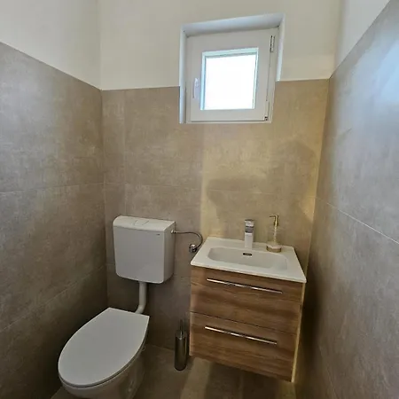 Апартаменты Three Bedroom Задар